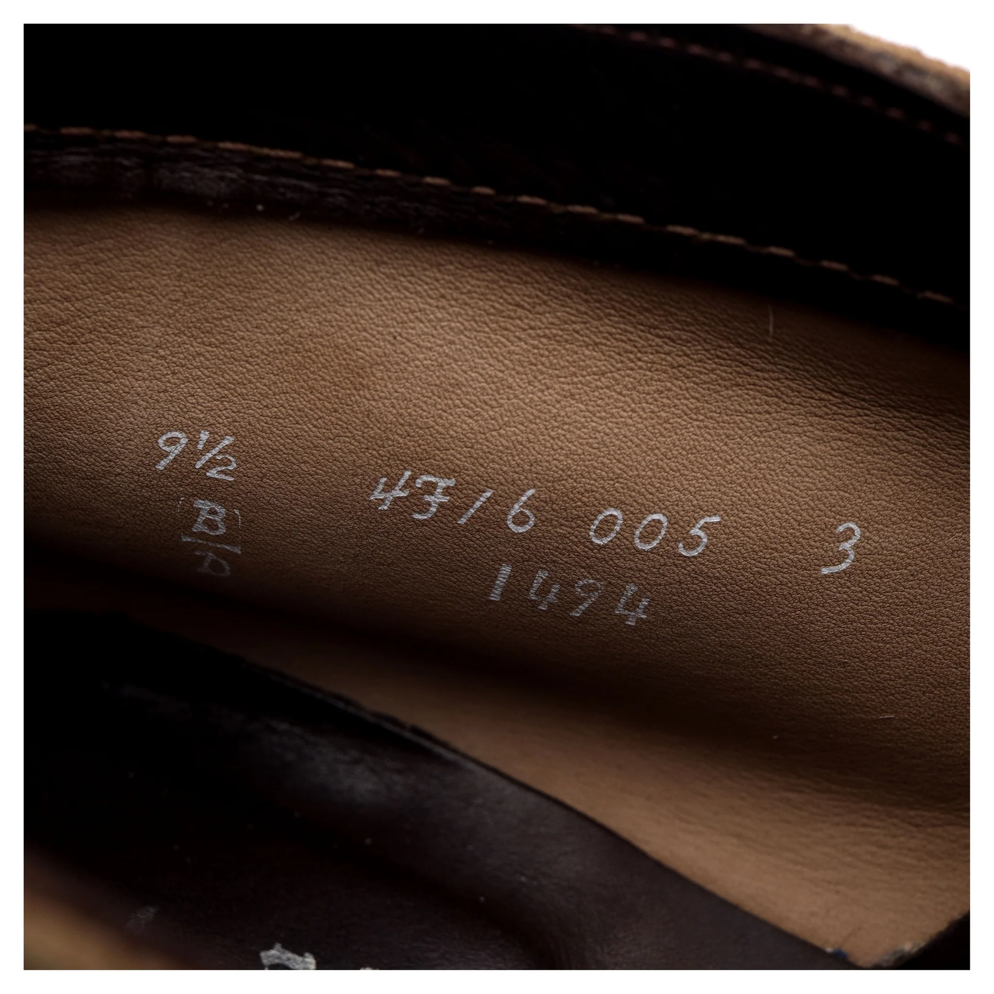 '1494' Sand Brown Suede Chukka Boots UK 8.5 US 9.5 - Image 7