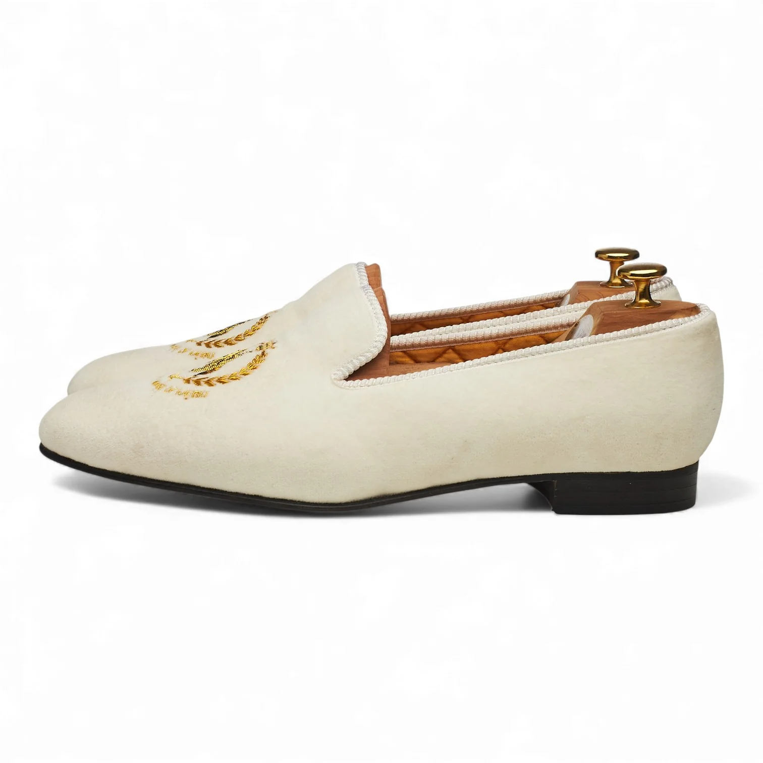 White Velvet Slippers UK 10.5 - Image 3